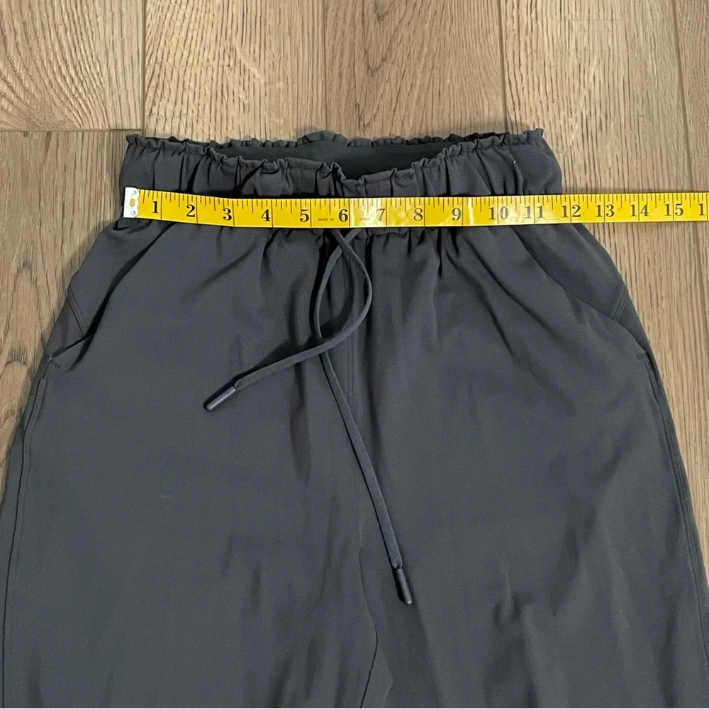 Lululemon Stretch Luxtreme‎ High Rise Jogger Pant